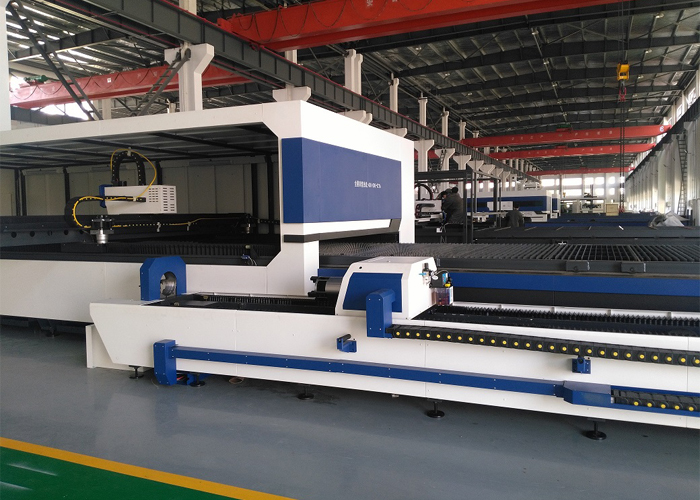 fiber laser cutting machine 1KW