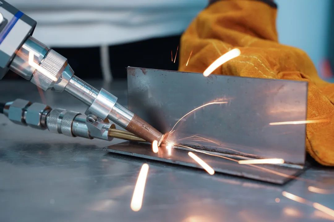 Do Laser Welders Need Gas?